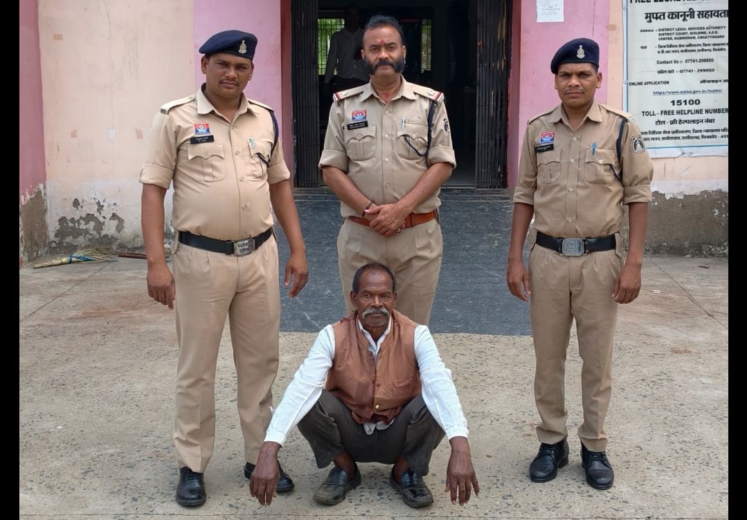 समधी की हत्या करने वाला आरोपी गिरफ्तार, हत्या में प्रयुक्त लकड़ी का डण्डा जप्त
