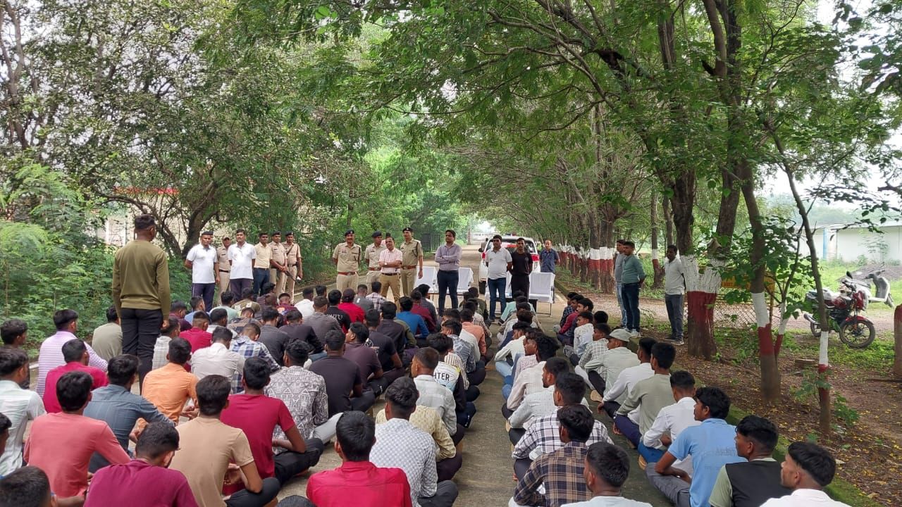 अग्निवीर भर्ती में जांजगीर-चांपा जिले के 145 युवा चयनित  कलेक्टर ने दी बधाई एवं उज्ज्वल भविष्य की शुभकामनाएं