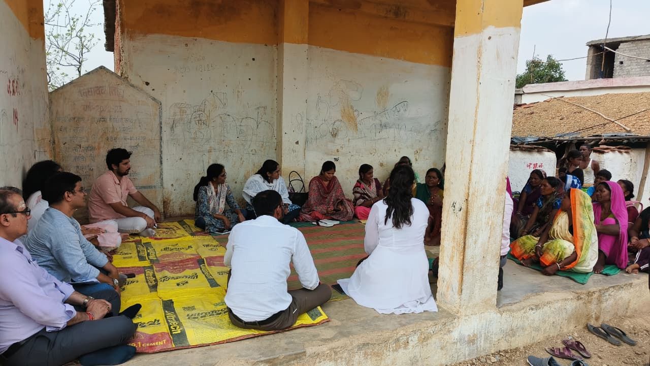 छत्तीसगढ़ समावेशी आजीविका योजना का अर्धवार्षिक निरीक्षण हुआ सम्पन्न  केंद्र एवं राज्य की टीम ने मौके पर जाकर देखा योजना 