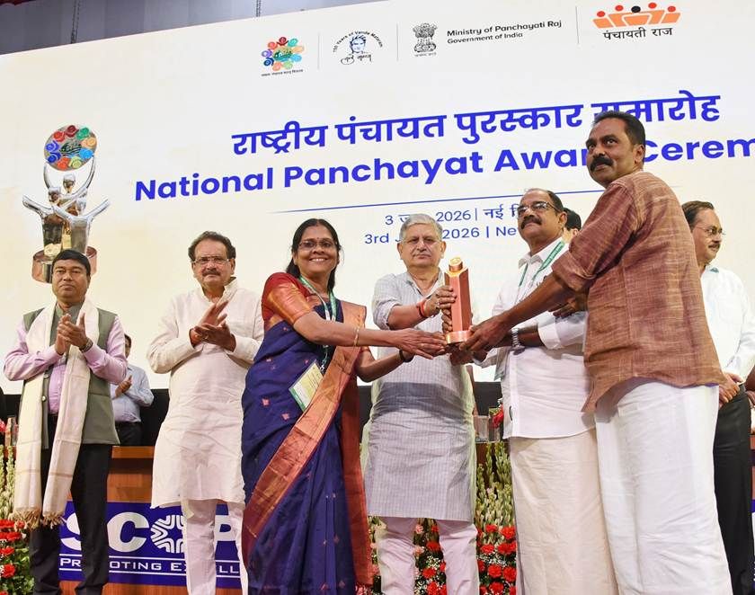नई दिल्ली में राष्ट्रीय पंचायत पुरस्कार 2025 समारोह में ग्रामीण परिवर्तन को बढ़ावा देने के लिए 42 पंचायतों को सम्मानित क